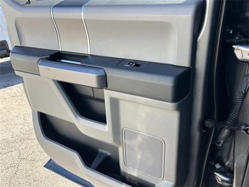 Used 2019 Ford F150 XLT w/ Equipment Group 302A Luxury image 16