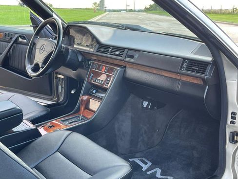 Used 1990 Mercedes-Benz 300 CE Coupe image 23