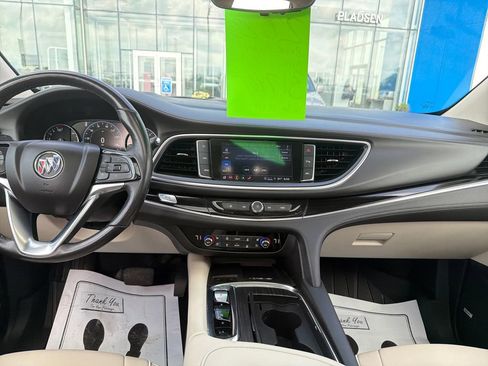 Used 2023 Buick Enclave Avenir w/ Avenir Technology Package AWD/4WD image 14