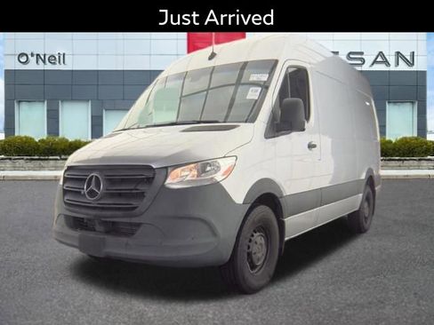 Used 2021 Mercedes-Benz Sprinter 2500 w/ Driver Convenience Package image 1