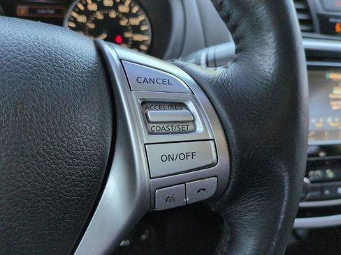 Certified 2018 Nissan Altima 2.5 SV w/ 2.5 SV Technology Package FWD image 26
