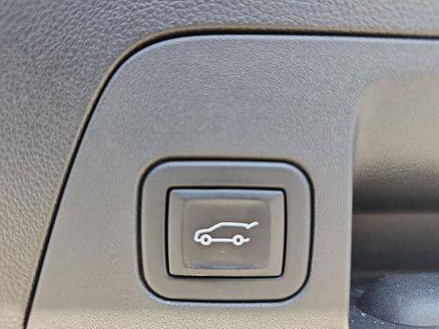Used 2021 Buick Envision Avenir w/ Technology Package II AWD/4WD image 13