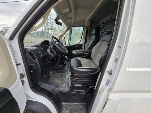 Used 2017 RAM ProMaster 2500 FWD image 9