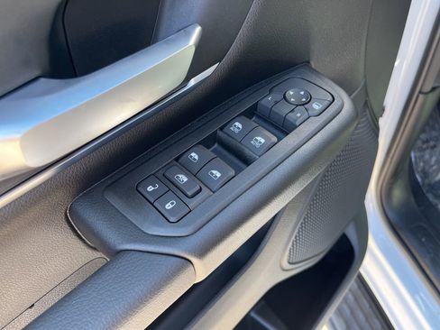 New 2026 RAM 1500 Big Horn AWD/4WD image 13