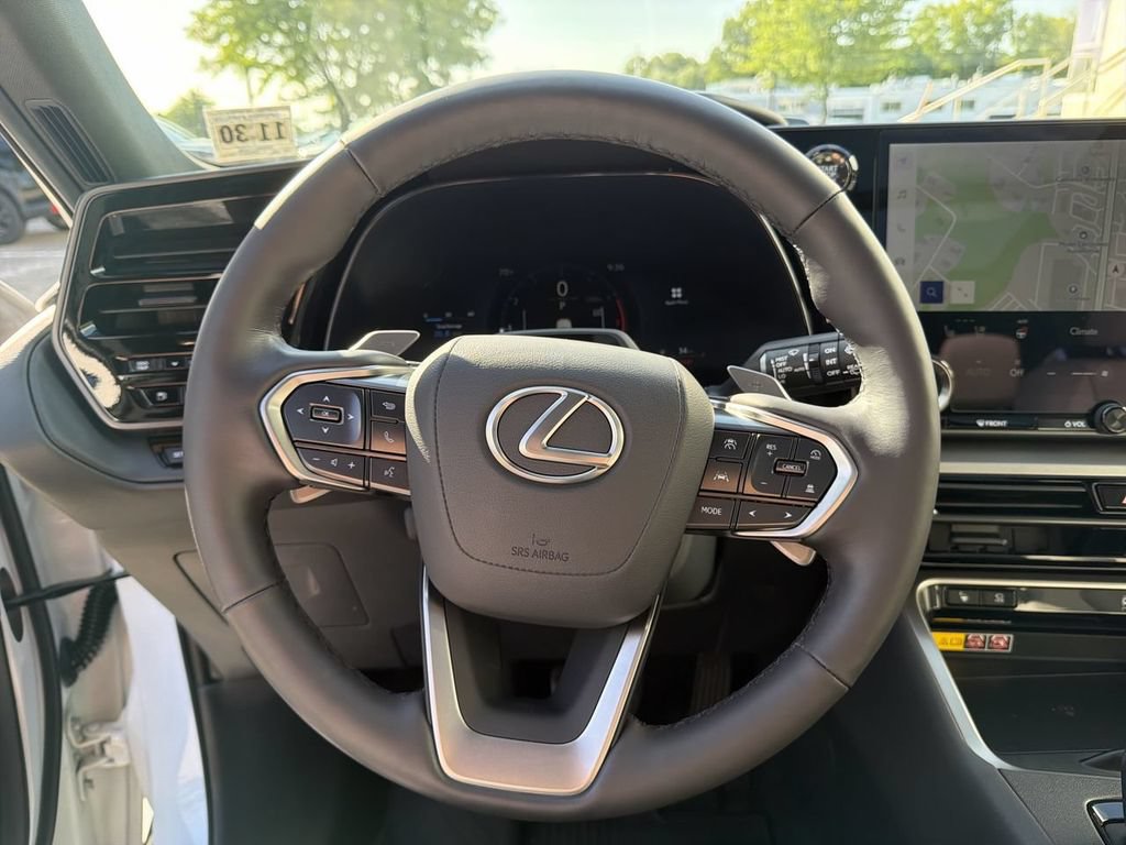 Used 2026 Lexus TX 350 AWD w/ Technology Package image 18