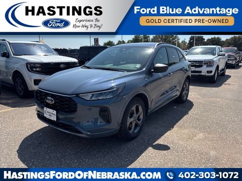 Used 2023 Ford Escape ST-Line w/ Tech Pack #1 AWD/4WD image 1