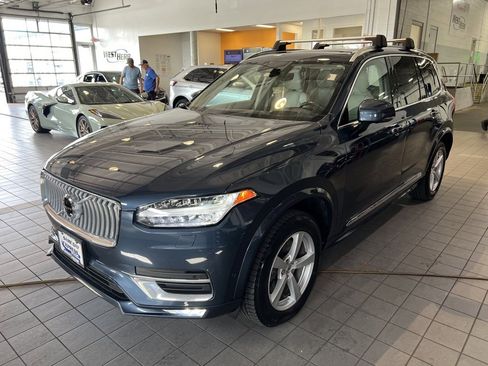 Used 2021 Volvo XC90 T6 Inscription w/ Advanced Package image 4