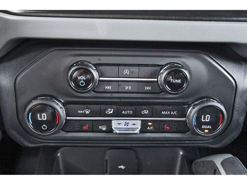 Used 2023 Ford Bronco Big Bend w/ Sasquatch Package image 27