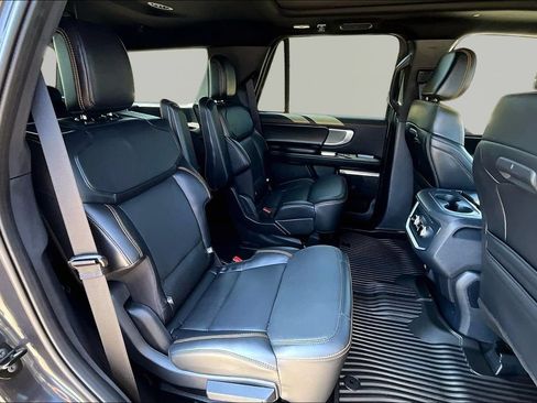 Certified 2025 Ford Expedition Tremor AWD/4WD image 27