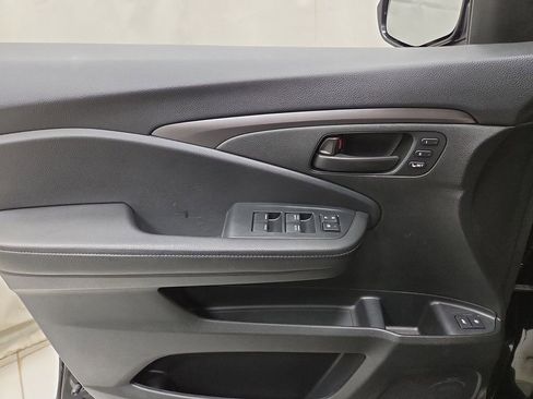 Used 2024 Honda Passport EX-L image 21