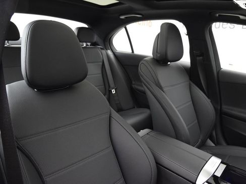 New 2026 Mercedes-Benz C 300 4MATIC Sedan image 17