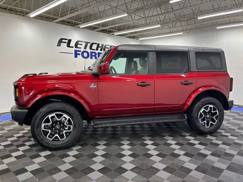 New 2026 Ford Bronco Outer Banks image 3