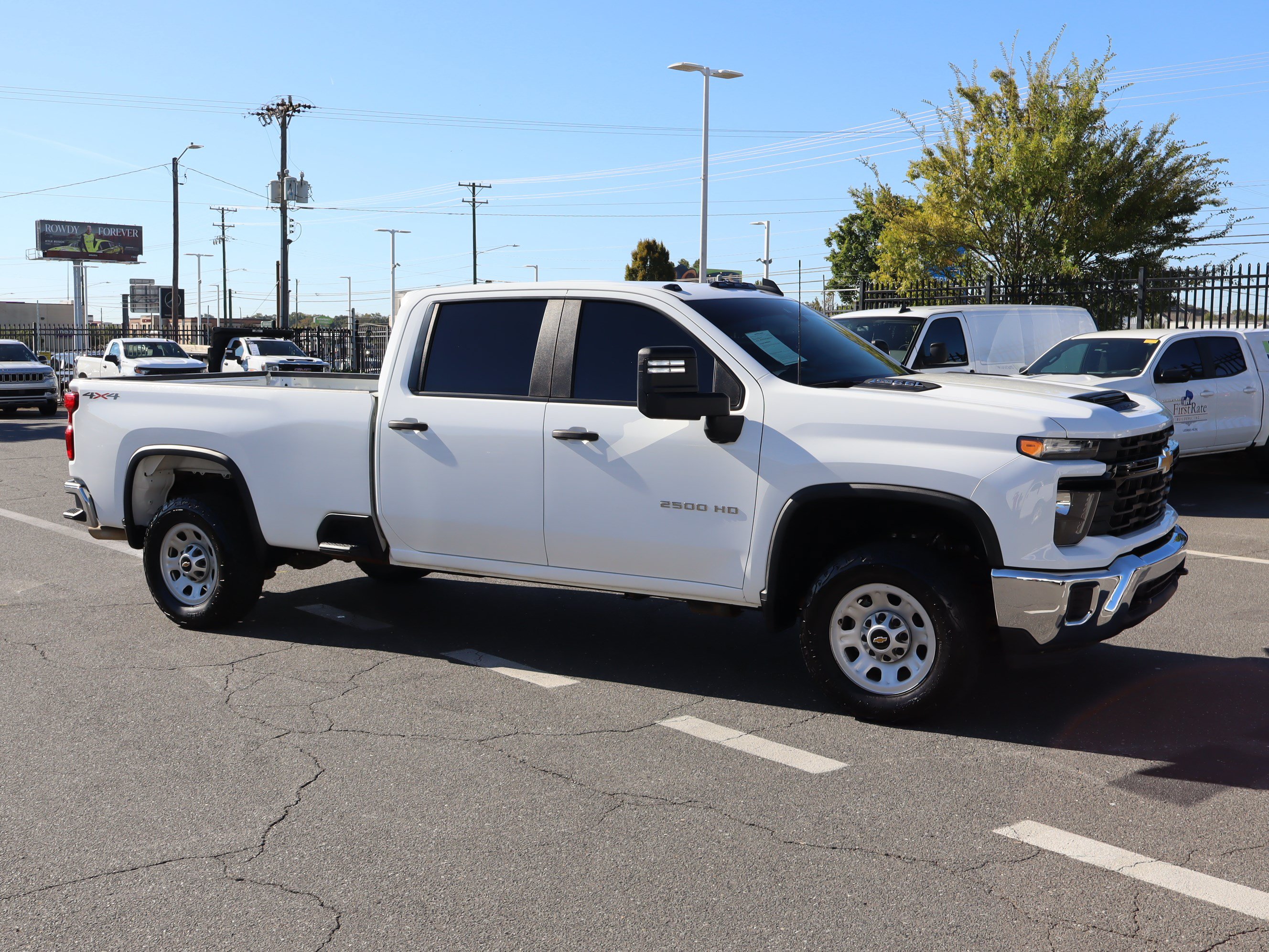 Used 2024 Chevrolet Silverado 2500 W/T w/ WT Convenience Package AWD/4WD image 2