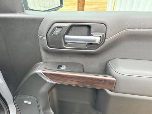 Used 2022 GMC Sierra 1500 SLT w/ SLT Premium Plus Package image 32