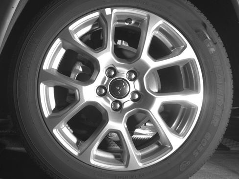 Used 2025 Jeep Compass Limited image 14