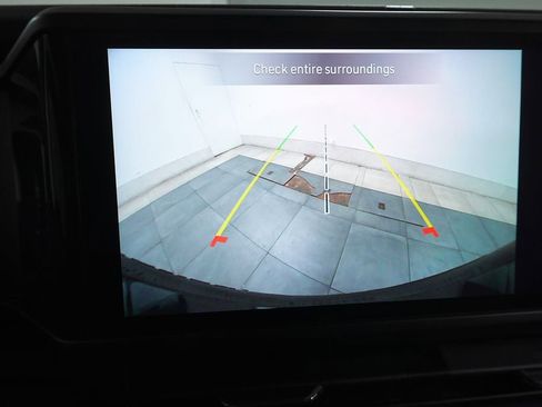 Used 2025 Jeep Wrangler Unlimited Sahara image 17