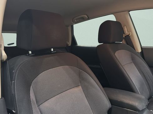 Used 2012 Nissan Rogue SV AWD/4WD image 18