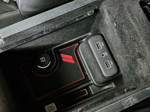 Used 2018 Dodge Charger GT AWD/4WD image 32
