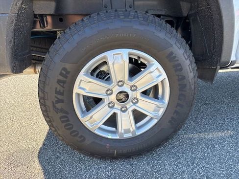 New 2025 Ford Ranger XL image 10