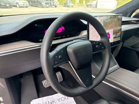 Used 2024 Tesla Model X AWD/4WD image 41