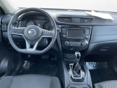 Used 2020 Nissan Rogue S image 10