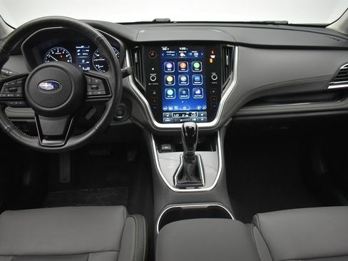 Used 2025 Subaru Outback Onyx Edition AWD/4WD image 27