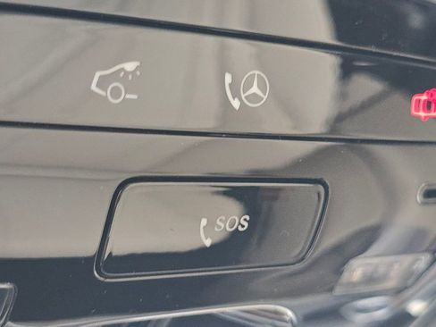 New 2026 Mercedes-Benz CLE 300 4MATIC Coupe image 9