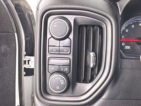 Used 2021 Chevrolet Silverado 1500 W/T w/ WT Value Package AWD/4WD image 31