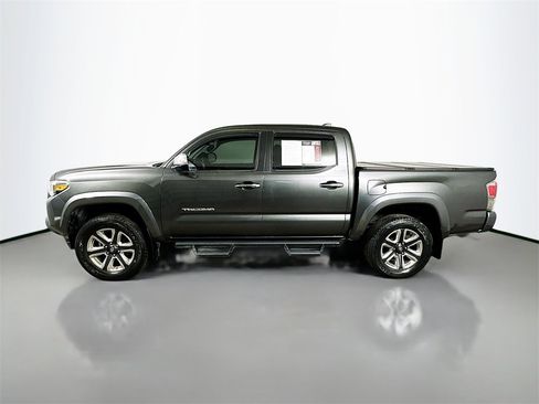 Used 2016 Toyota Tacoma Limited image 5