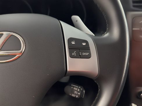Used 2011 Lexus IS 250C w/ Luxury Pkg RWD image 21