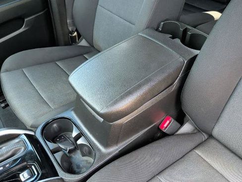 Used 2023 Chevrolet Colorado Trail Boss AWD/4WD image 30