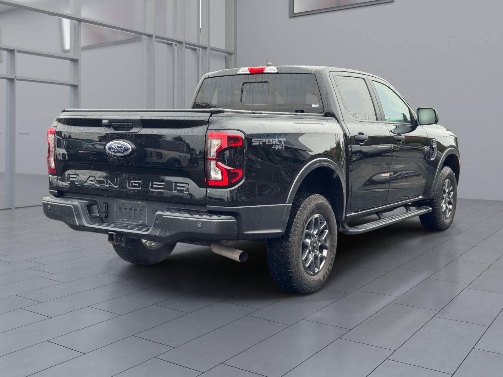 Used 2024 Ford Ranger XLT w/ Equipment Group 301A High AWD/4WD image 6