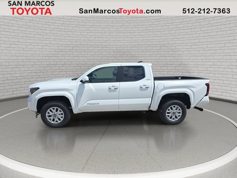 New 2026 Toyota Tacoma SR5 AWD/4WD image 8