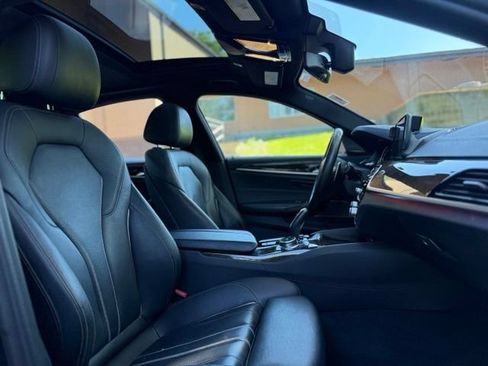 Used 2017 BMW 540i RWD image 16