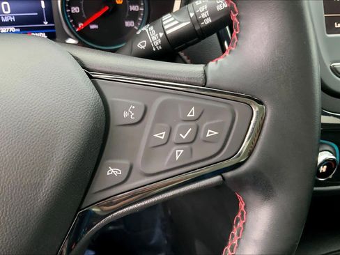 Used 2023 Chevrolet Equinox RS image 24