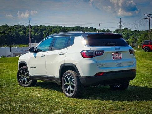 New 2026 Jeep Compass Limited AWD/4WD image 5