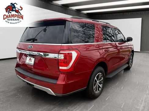Used 2021 Ford Expedition XLT RWD image 5