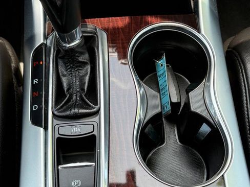Used 2016 Acura TLX image 13
