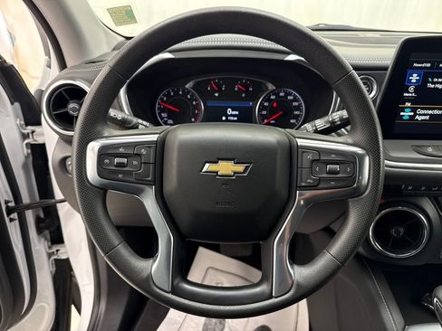 Used 2023 Chevrolet Blazer LT image 21