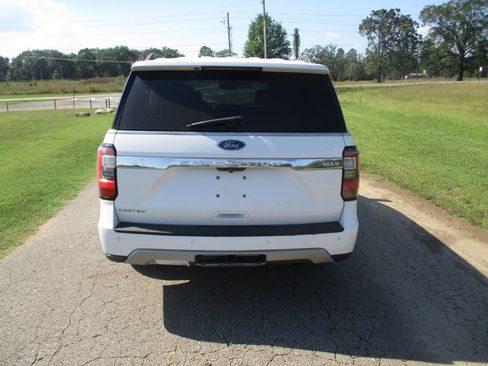 Used 2019 Ford Expedition Max Limited image 7