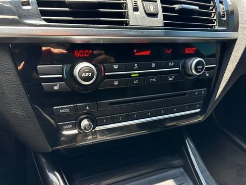 Used 2018 BMW X4 xDrive28i AWD/4WD image 22