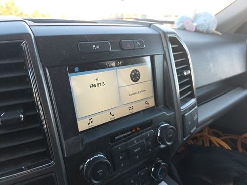 Used 2018 Ford F150 XLT w/ Equipment Group 302A Luxury image 8