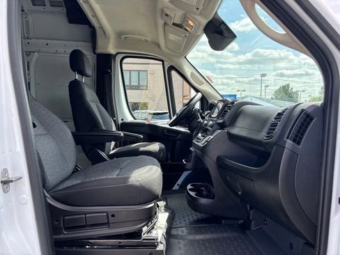 Used 2023 RAM ProMaster 3500 FWD image 12