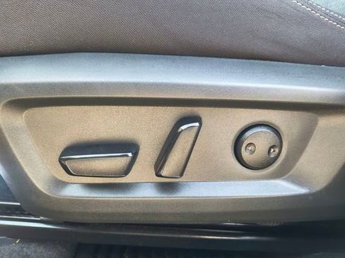 Used 2024 Nissan Rogue SV image 21