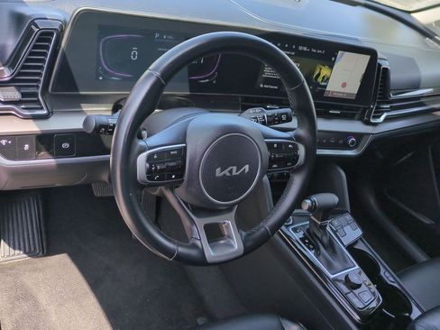 Certified 2023 Kia Sportage EX FWD image 10