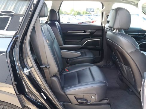 Used 2025 Kia Telluride S AWD/4WD image 28