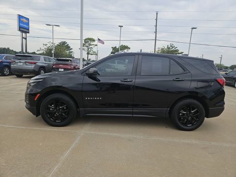 Used 2024 Chevrolet Equinox LS AWD/4WD image 4