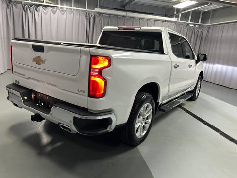 Used 2022 Chevrolet Silverado 1500 LTZ AWD/4WD image 7