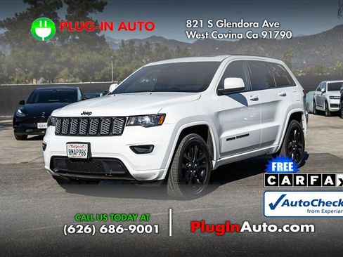 Used 2019 Jeep Grand Cherokee Altitude image 1