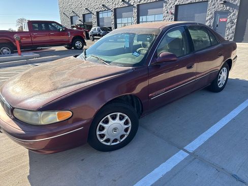 Used 2001 Buick Century Custom w/ Premium Pkg image 1
